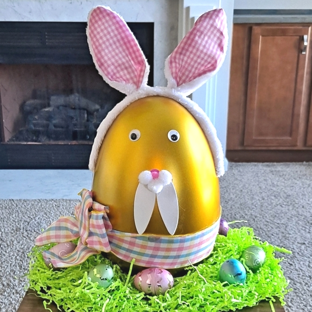 ๐ A Super Ultra Golden ๐ Mystery ๐Bunny ๐ฅEgg ๐ 7 to 8 items for girl - Picture 3 of 4